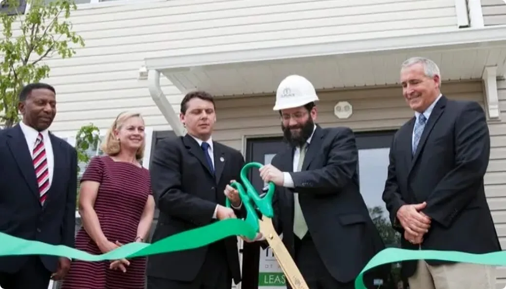 Ribbon Cutting Fernmoor Leadership